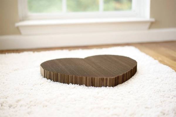 Cat Scratching Pad: Cat Heart Shape - Image 5